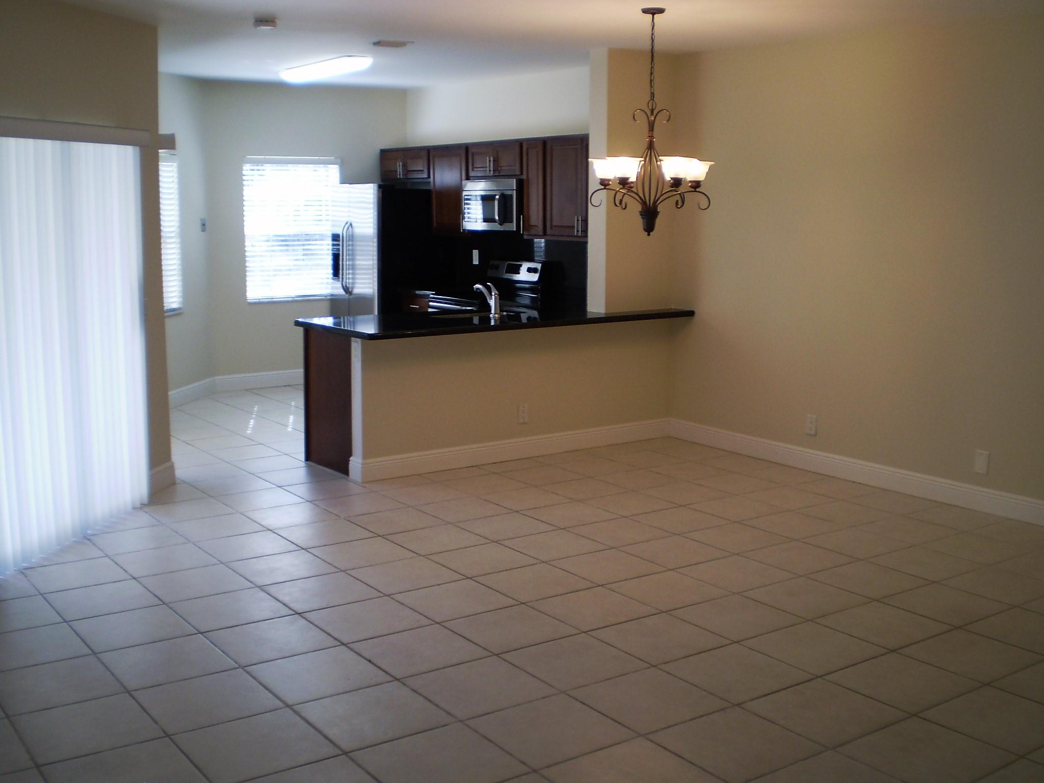 6590 Via Regina Boca Raton, FL 33433 - Photo 6 of 16 P1030010
