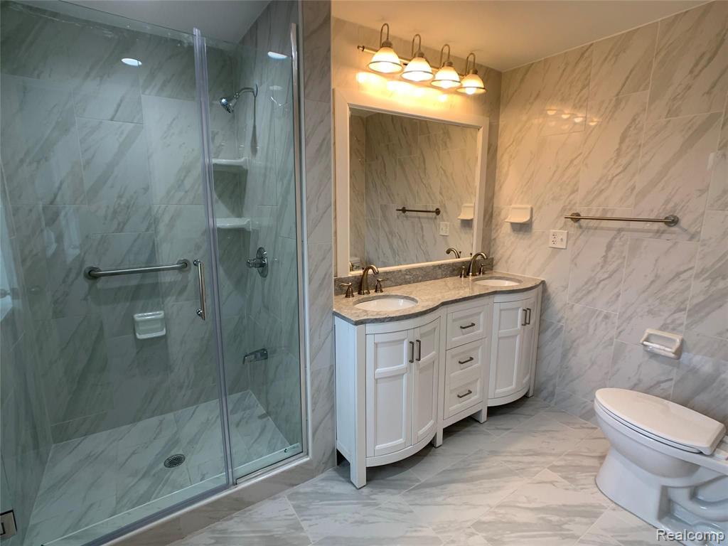 5300 Franklin Ridge Circle West Bloomfield, MI 48322 - Photo 21 of 29