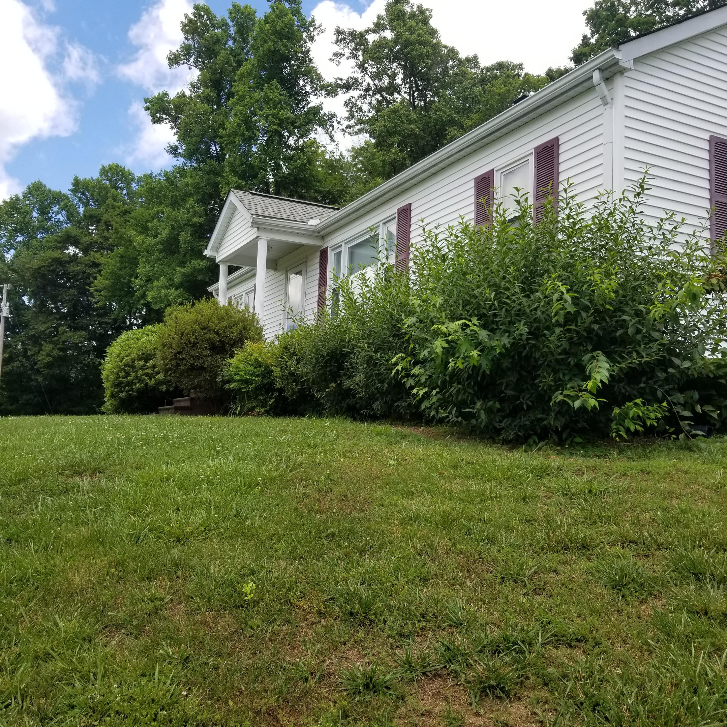 131 Eldon Justice Road Oliver Springs, TN 37840 - Photo 1 of 14 13