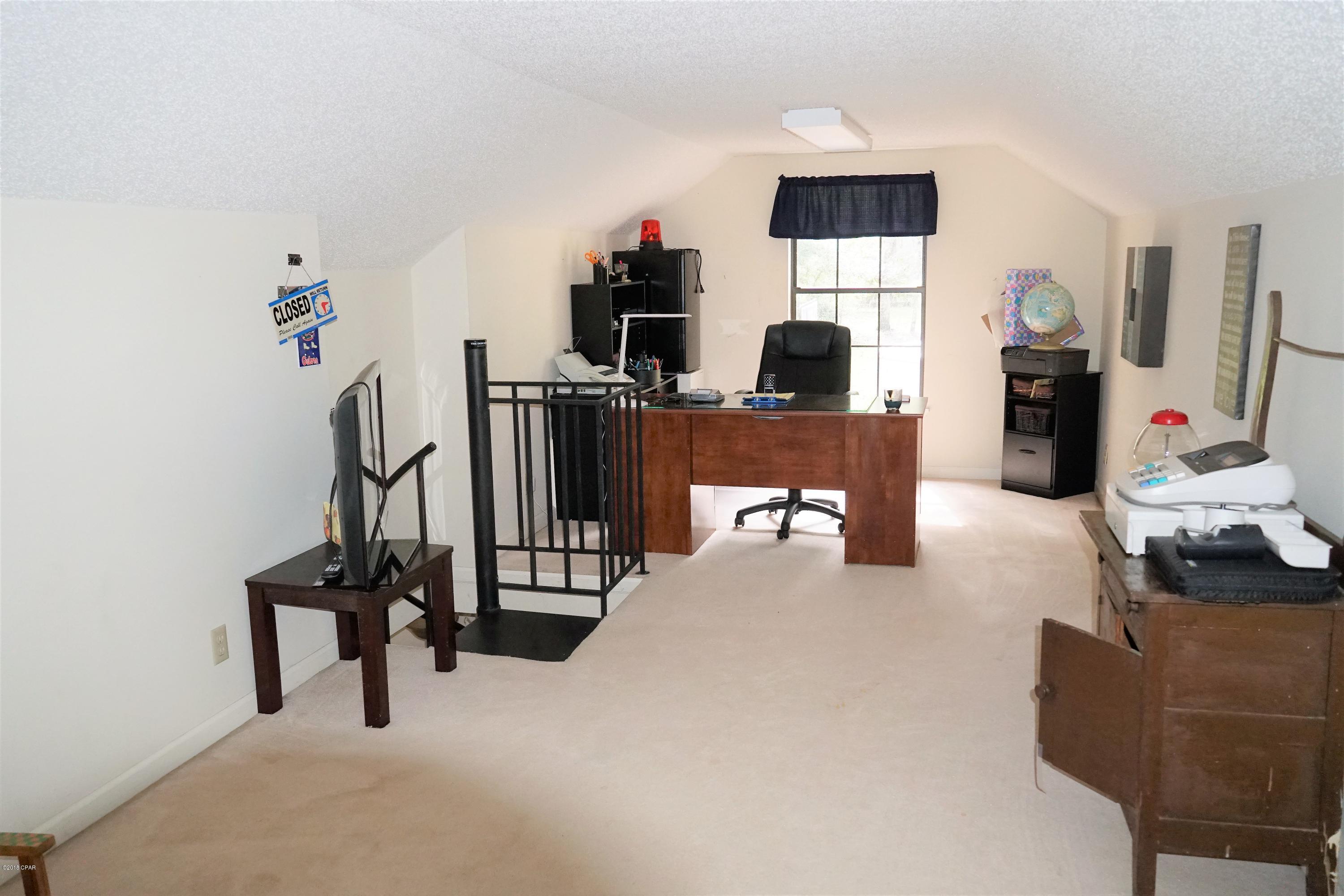 1164 Highway 69 Grand Ridge, FL 32442 - Photo 28 of 49 Gallery Image 28
