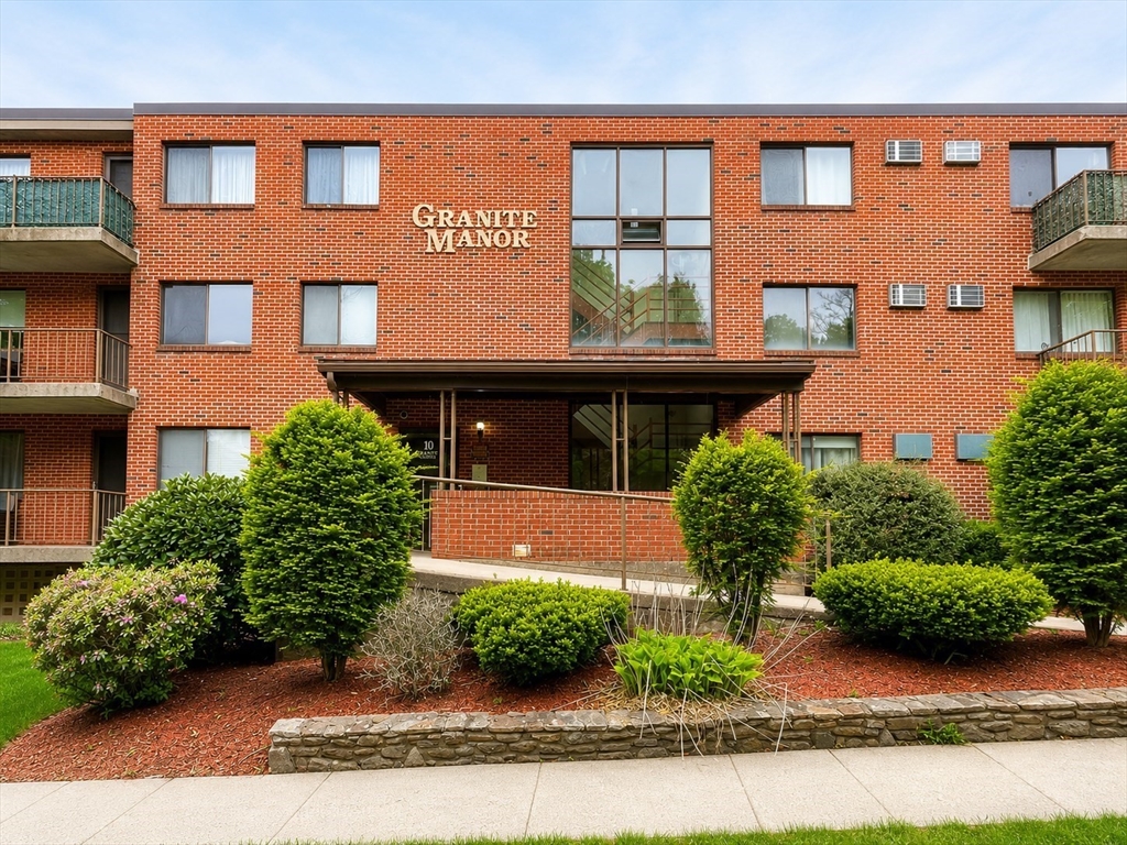 10 Rutledge Street, Unit 1B Worcester, MA 01604 - Photo 11 of 13