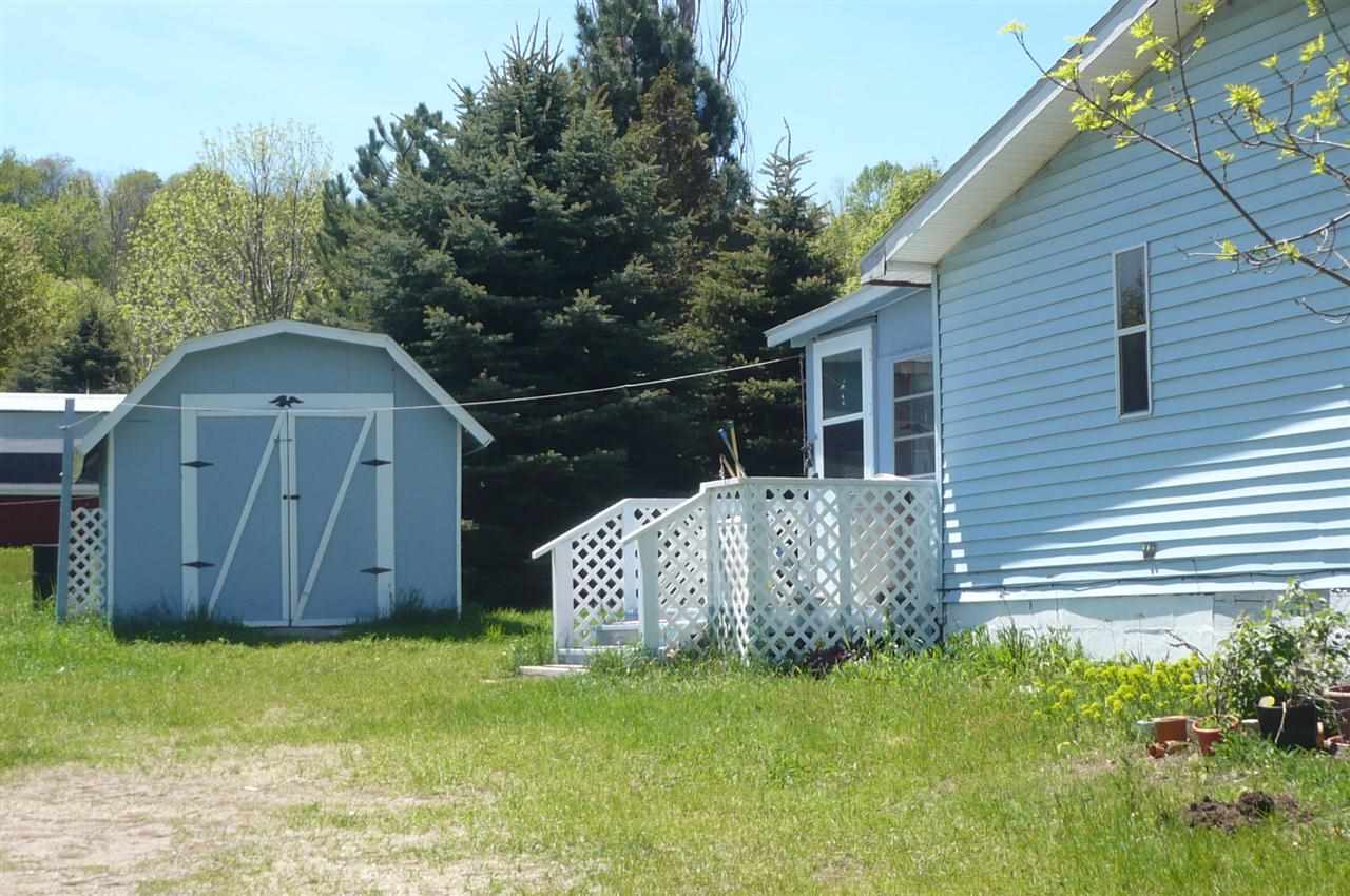 1203 Grace Road Frankfort, MI 49635 - Photo 15 of 32 1797520-14.JPG