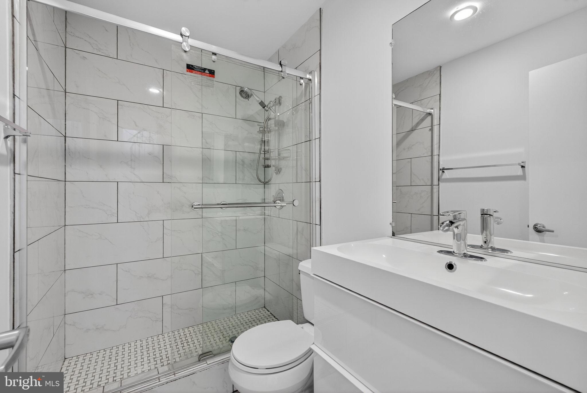 6017 Curtier Drive, Unit F Alexandria, VA 22310 - Photo 18 of 25