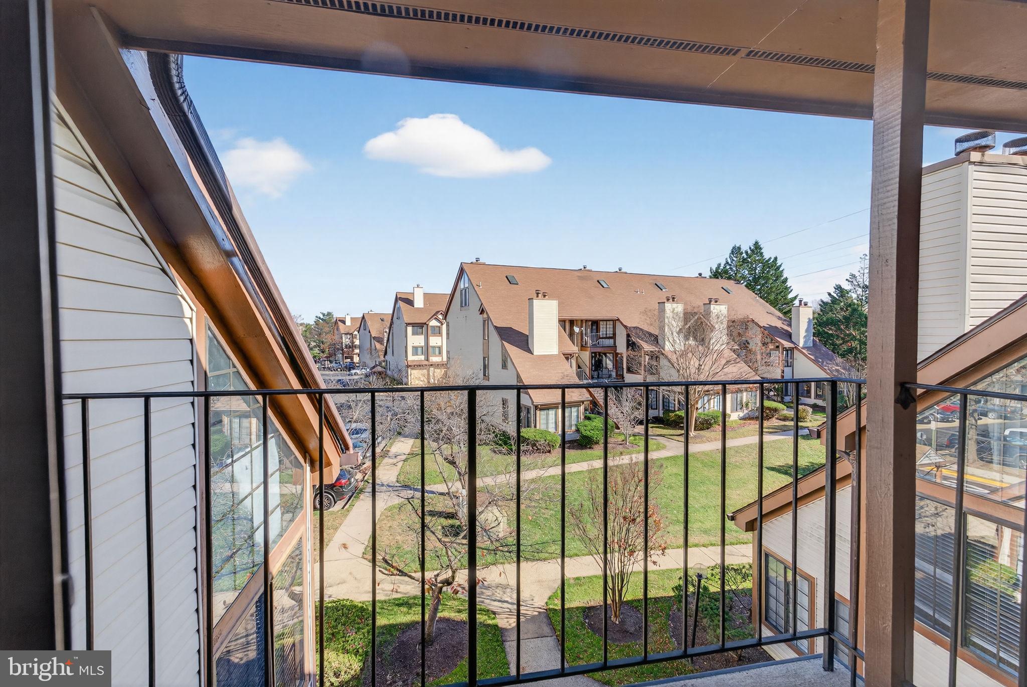 6017 Curtier Drive, Unit F Alexandria, VA 22310 - Photo 5 of 25