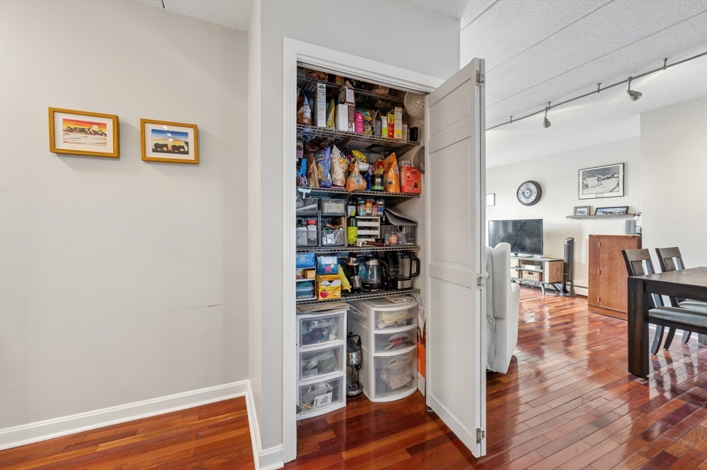 761 East 6th Street, Unit 22P Boston, MA 02127 - Photo 11 of 27