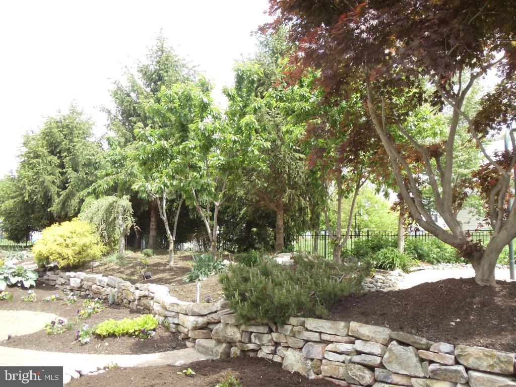 4 Marie Drive Lititz, PA 17543 - Photo 8 of 58