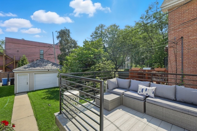 4055 South Ellis Avenue Chicago, IL 60653 - Photo 31 of 42