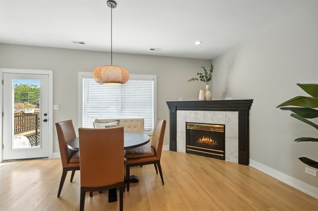 4055 South Ellis Avenue Chicago, IL 60653 - Photo 9 of 42