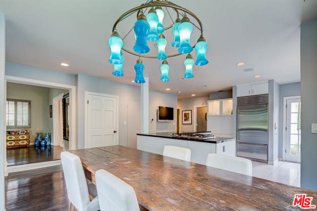 9637 Heather Road Beverly Hills, CA 90210 - Photo 2 of 13 Gallery Image 2
