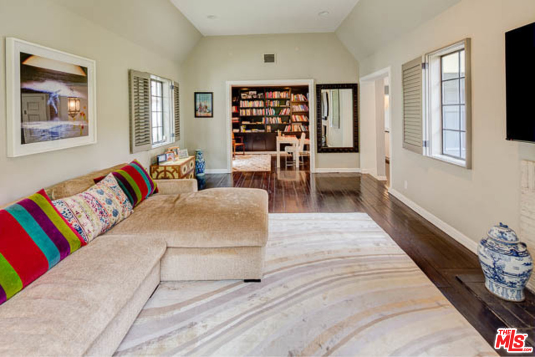 9637 Heather Road Beverly Hills, CA 90210 - Photo 5 of 13 Gallery Image 5