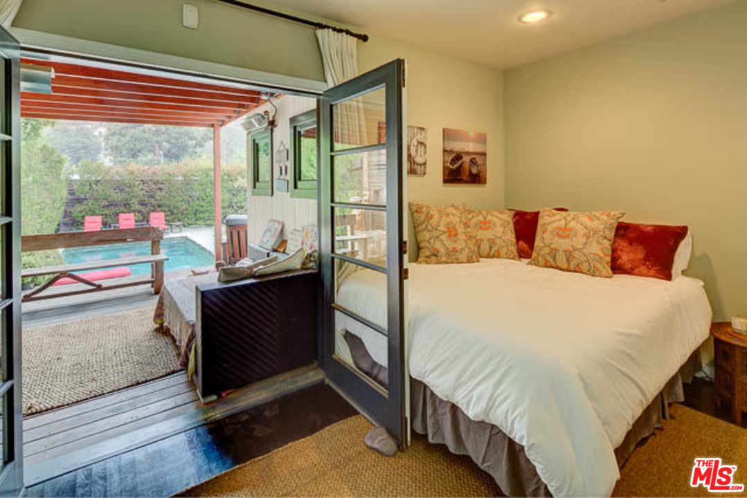9637 Heather Road Beverly Hills, CA 90210 - Photo 9 of 13 Gallery Image 9
