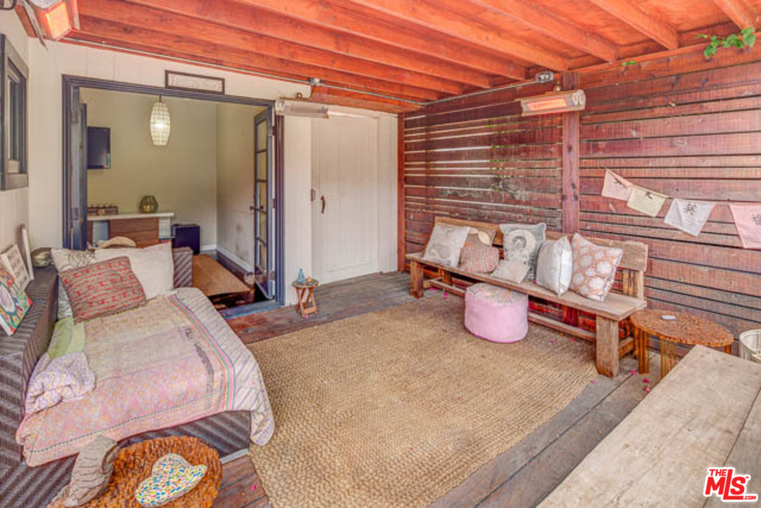 9637 Heather Road Beverly Hills, CA 90210 - Photo 10 of 13 Gallery Image 10