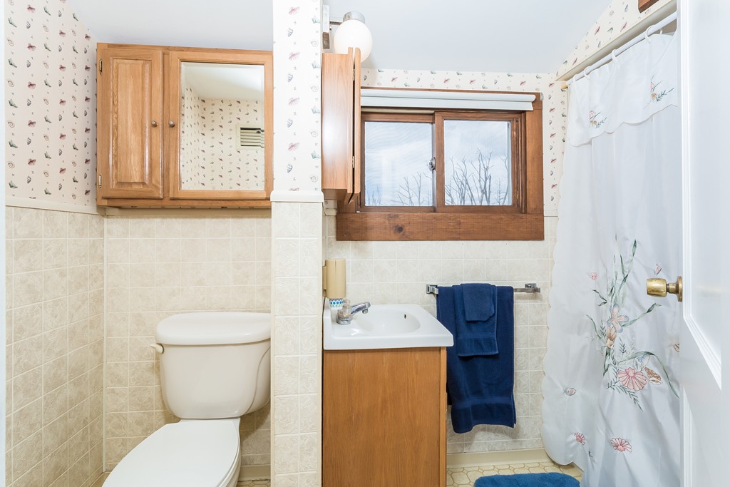 371 Chestnut Hill Road Millville, MA 01529 - Photo 21 of 30 Gallery Image 21