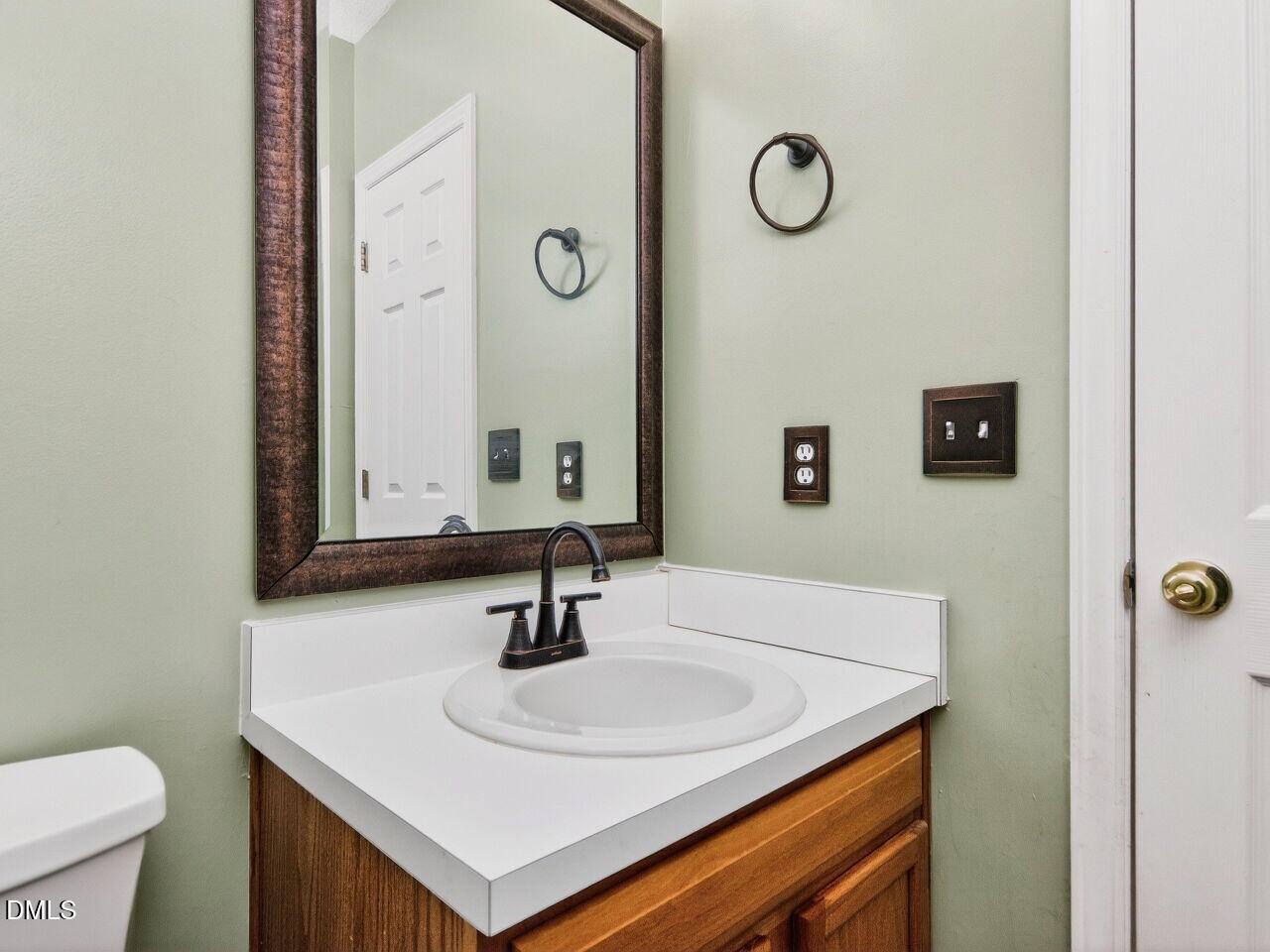 6217 Leesburg Lane Raleigh, NC 27617 - Photo 17 of 38 015-1280x960-photo