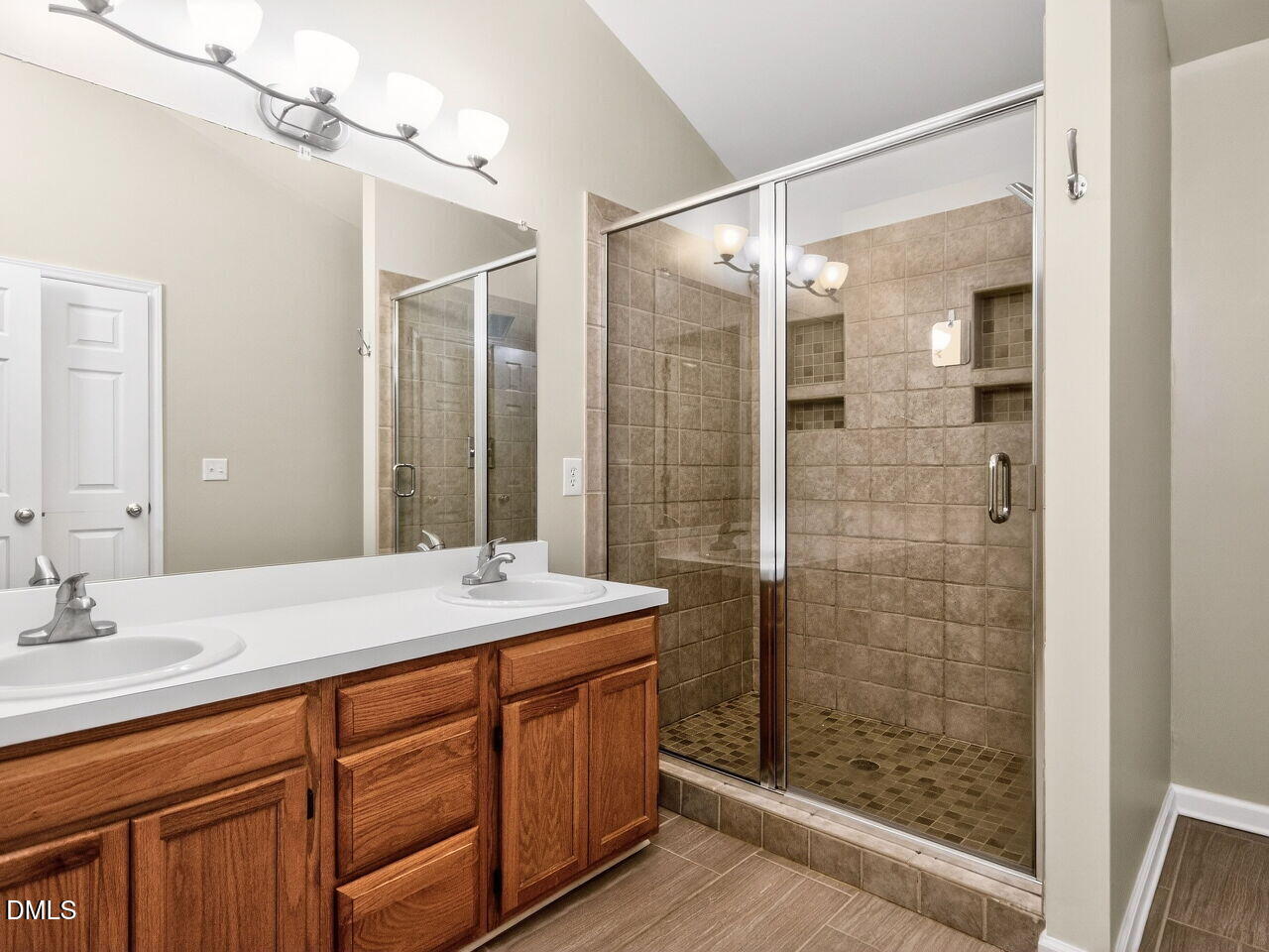 6217 Leesburg Lane Raleigh, NC 27617 - Photo 21 of 38 021-1280x960-photo