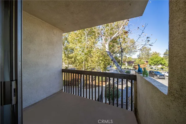$280,000 | 23515 Lyons Avenue, Unit S7, Valencia, CA 91355