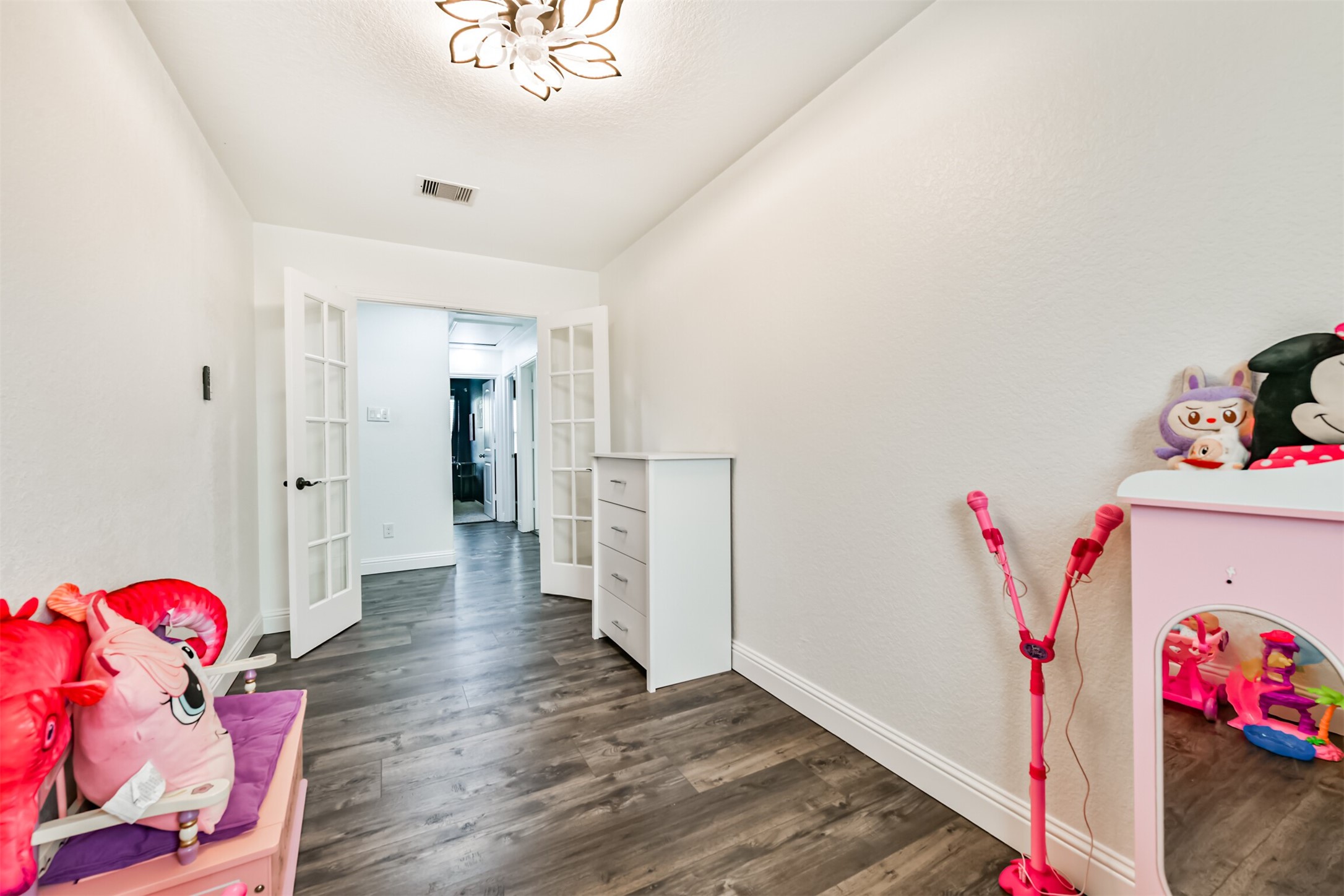 1607 Jaquima Valley Way Houston, TX 77049 - Photo 17 of 26 Perfect bonus room