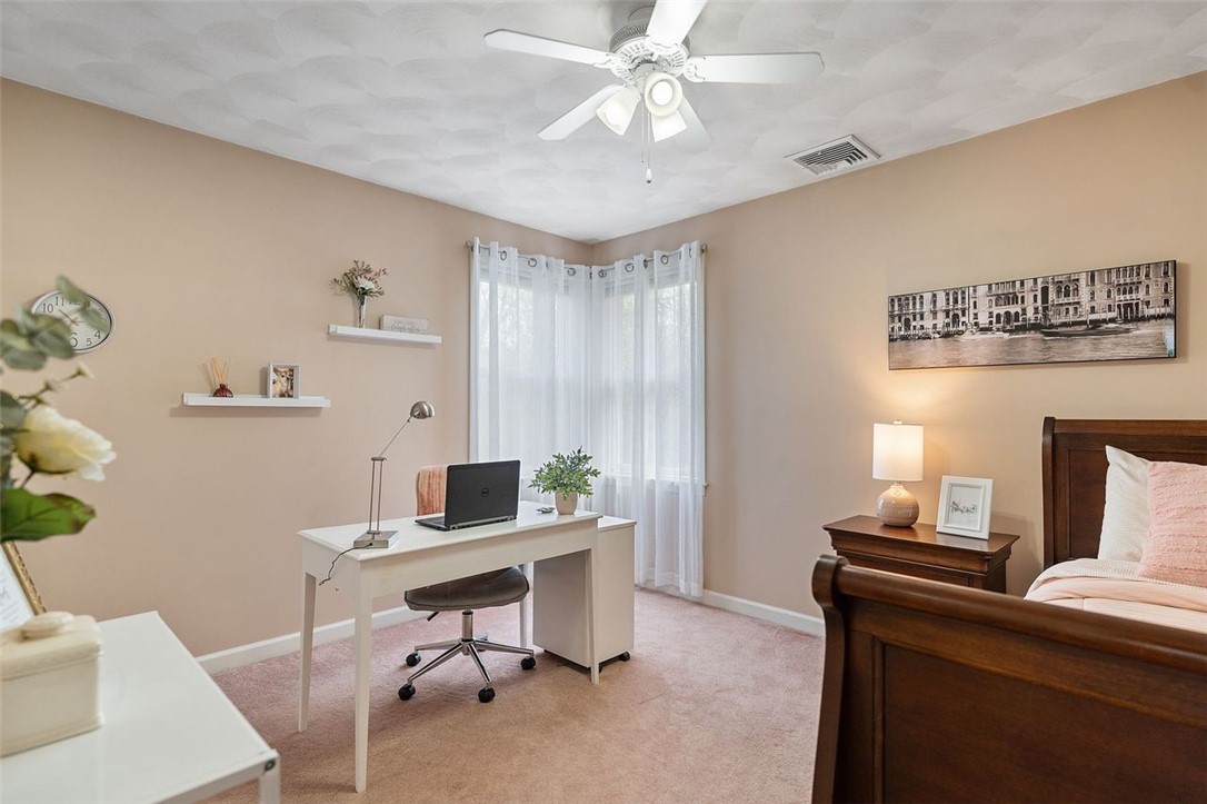 94 Red Hawk Drive Cranston, RI 02921 - Photo 18 of 38 Gallery Image 18