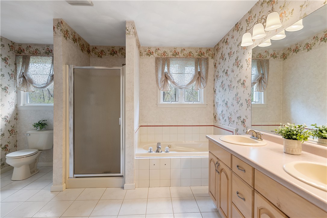 94 Red Hawk Drive Cranston, RI 02921 - Photo 23 of 38 Gallery Image 23