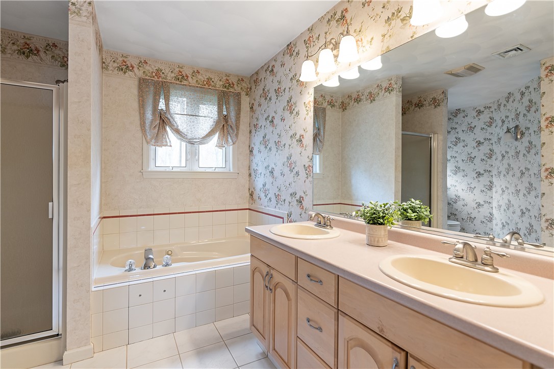 94 Red Hawk Drive Cranston, RI 02921 - Photo 24 of 38 Gallery Image 24
