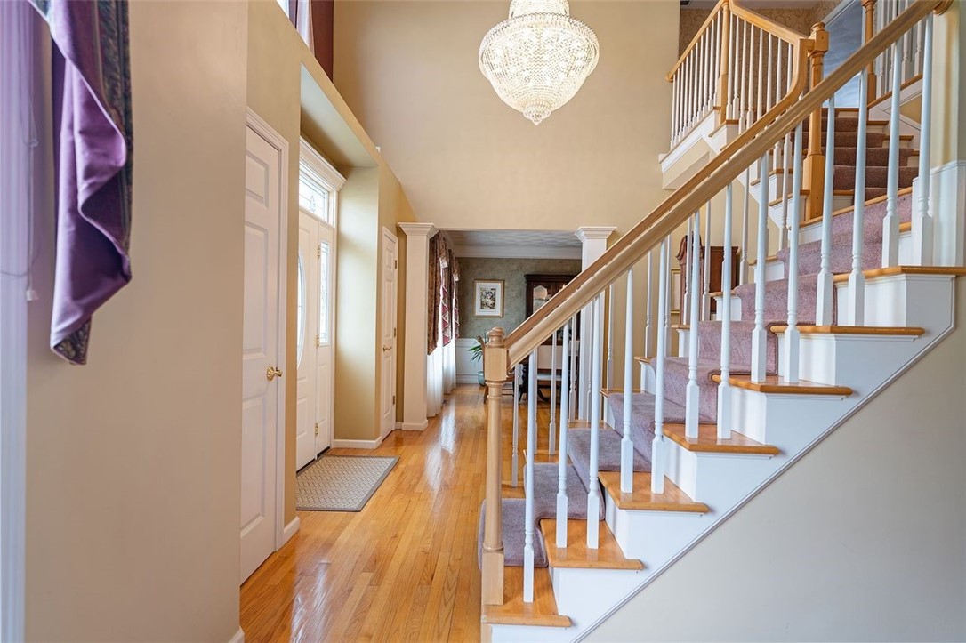 94 Red Hawk Drive Cranston, RI 02921 - Photo 6 of 38 Gallery Image 6