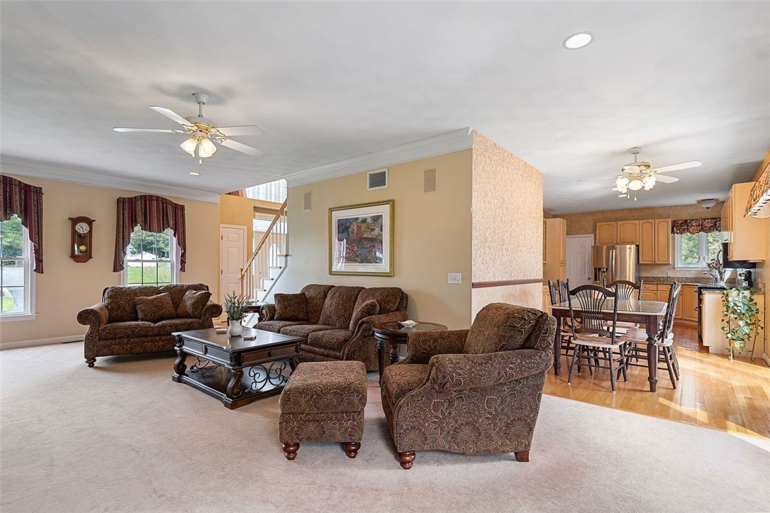 94 Red Hawk Drive Cranston, RI 02921 - Photo 7 of 38 Gallery Image 7