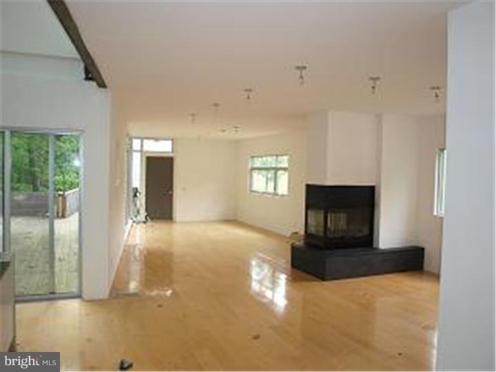 76 Tinicum Creek Road Erwinna, PA 18920 - Photo 5 of 7 Gallery Image 5
