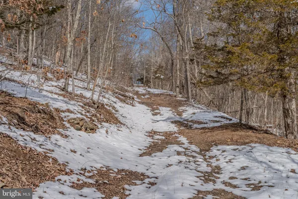 $300,000 | 21697 View Drive, Three Springs, PA 17264