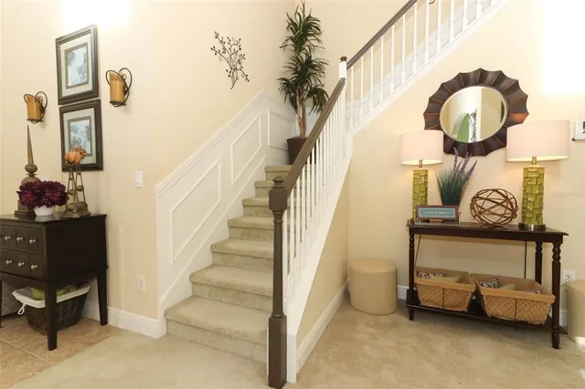 a view of livingroom with furniture