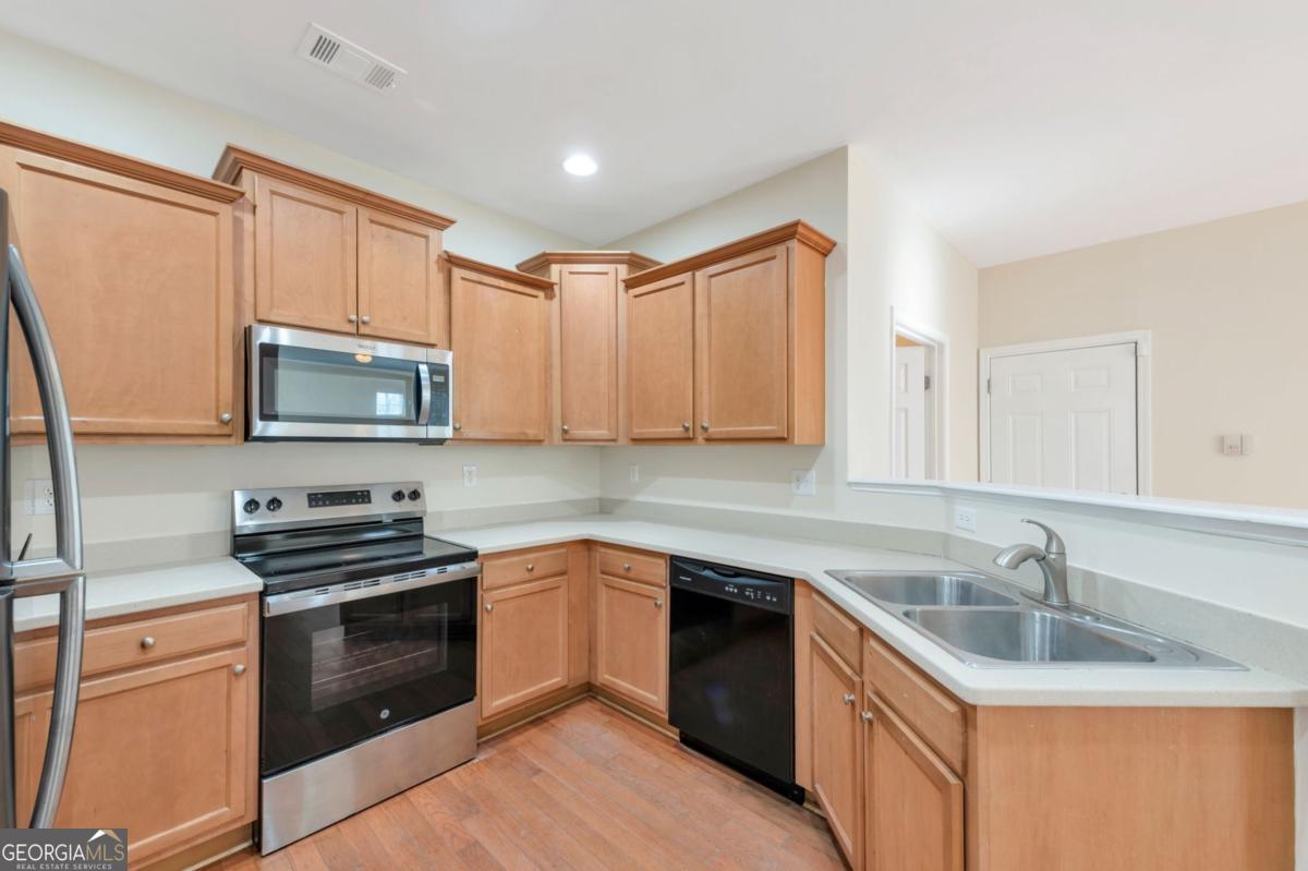 1928 Stanton Road East Point, GA 30344 - Photo 10 of 25