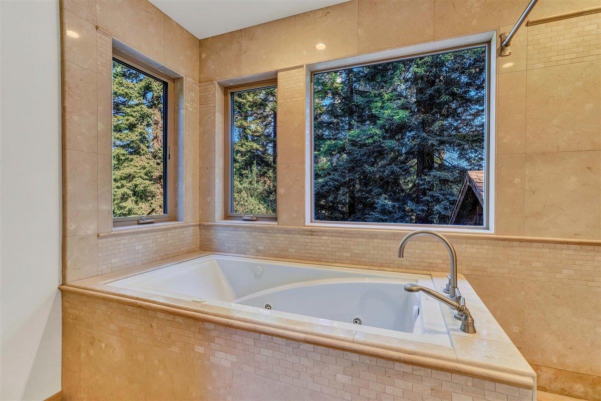 2060 Cox Road Aptos, CA 95003 - Photo 25 of 73 Gallery Image 25
