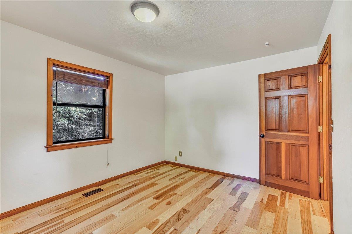 2060 Cox Road Aptos, CA 95003 - Photo 34 of 73 Gallery Image 34