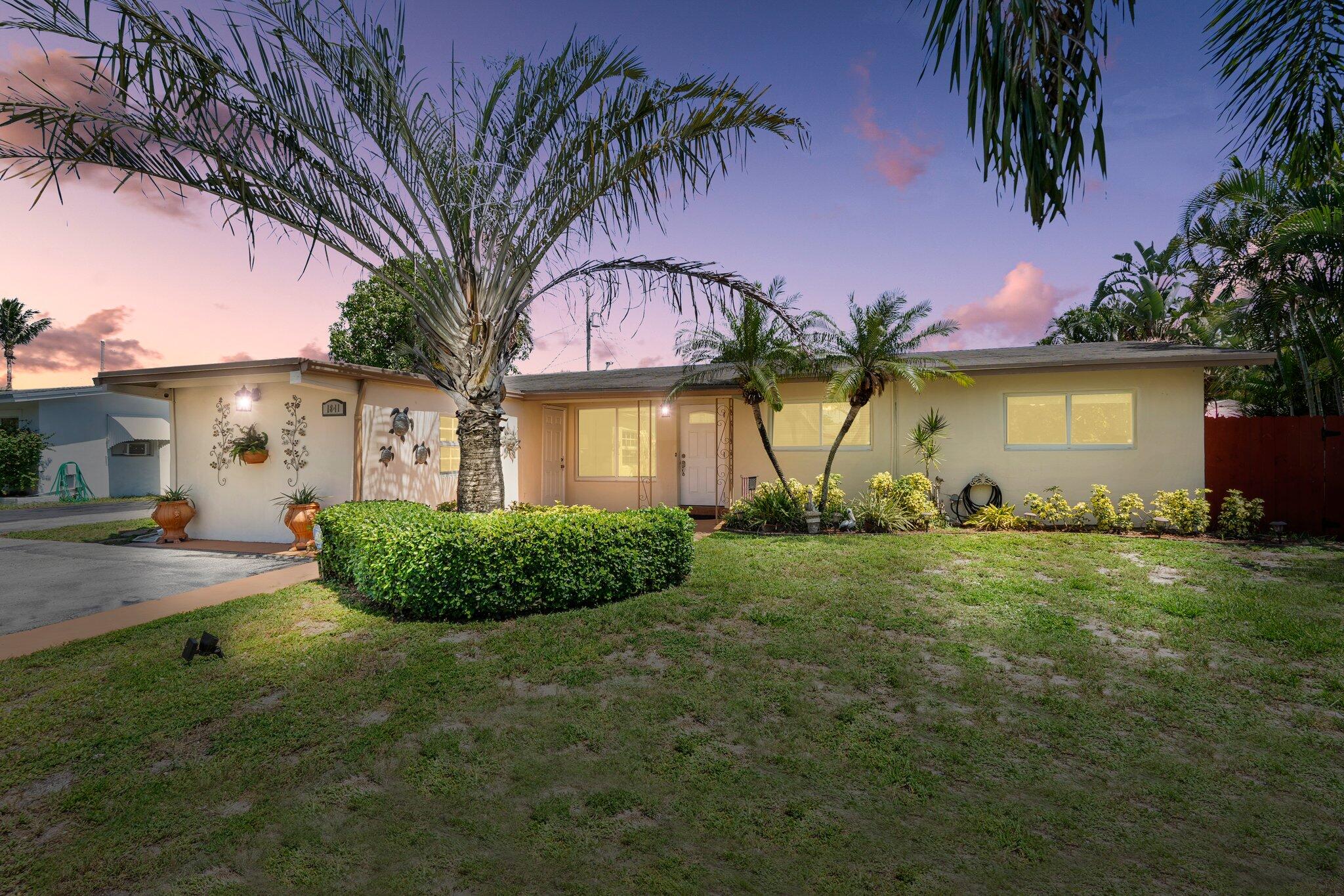 1841 Northeast 41st St