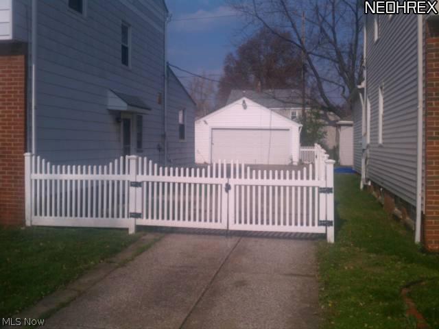 3797 Bendemeer Road Cleveland Heights, OH 44118 - Photo 2 of 19