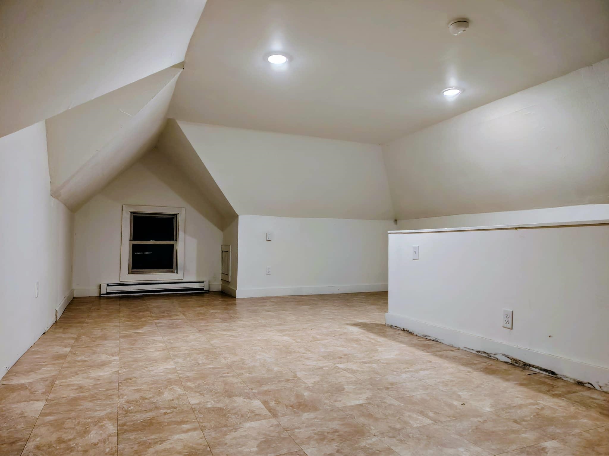 717 Vernon Avenue Beloit, WI 53511 - Photo 12 of 20