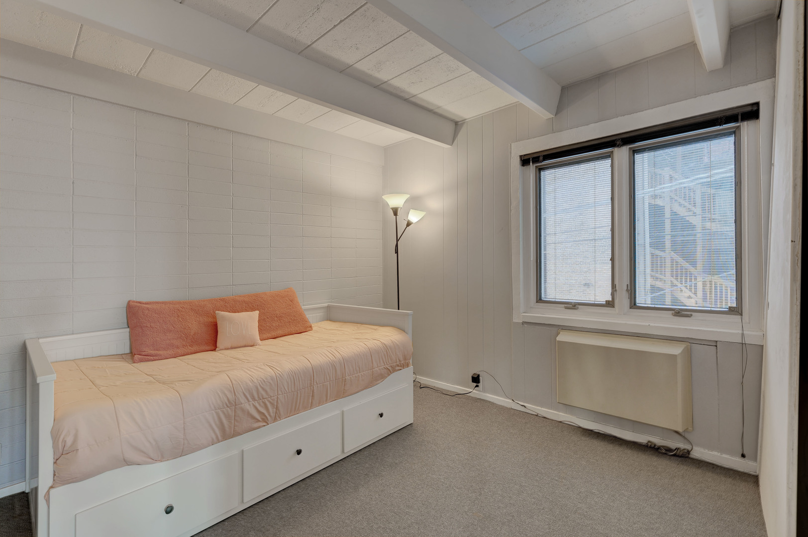 1132 West Lunt Avenue, Unit 2D Chicago, IL 60626 - Photo 7 of 18