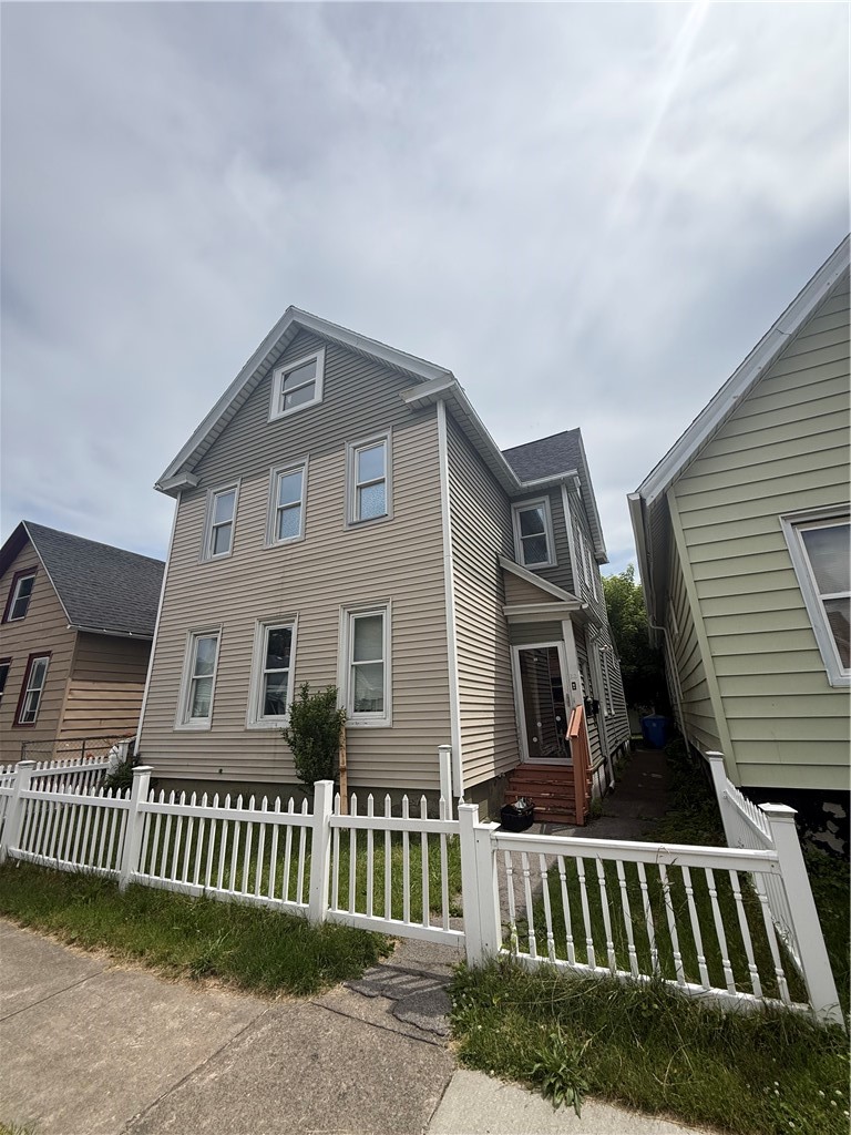 22 Princeton Street Rochester, NY 14605 - Photo 1 of 22