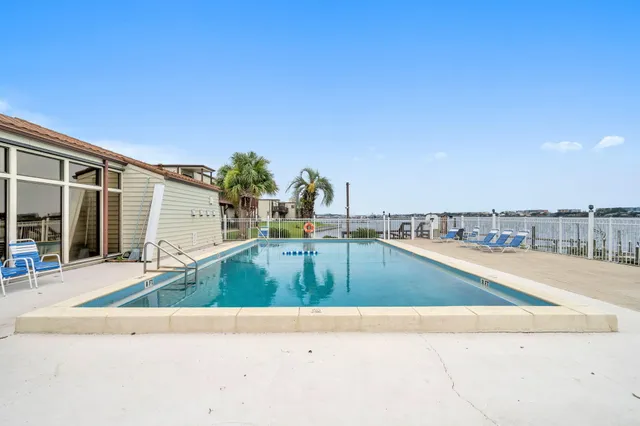 $140,000 | 308 Miracle Strip Parkway Southwest, Unit 1B, Fort Walton Beach, FL 32548