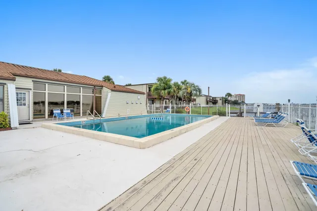 $140,000 | 308 Miracle Strip Parkway Southwest, Unit 1B, Fort Walton Beach, FL 32548