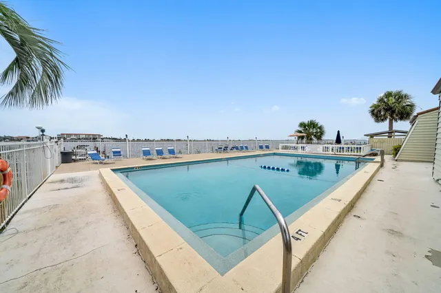 $140,000 | 308 Miracle Strip Parkway Southwest, Unit 1B, Fort Walton Beach, FL 32548