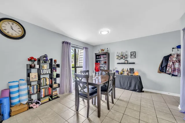 $140,000 | 308 Miracle Strip Parkway Southwest, Unit 1B, Fort Walton Beach, FL 32548