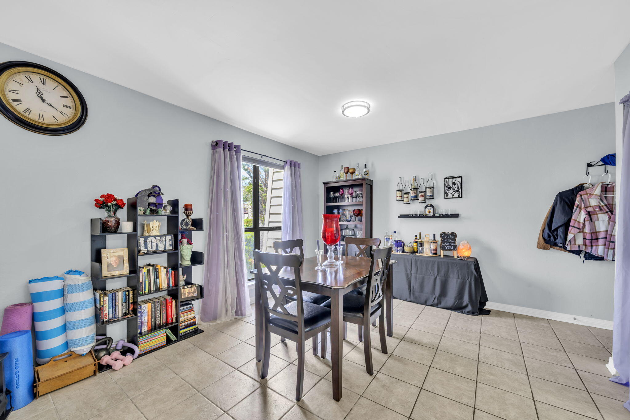 308 Miracle Strip Parkway Southwest, Unit 1B Fort Walton Beach, FL 32548 - Photo 8 of 42 a view of a livingroom with furniture and toys