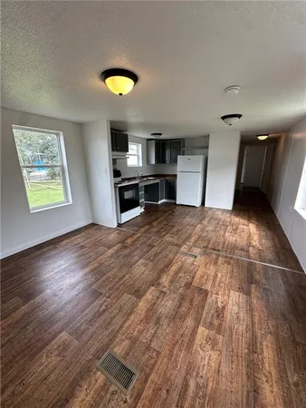 $950 | 187 Wildwood Drive, Buras, LA 70041