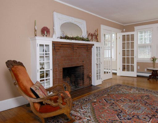 10 Hancock Road Brookline, MA 02445 - Photo 3 of 4