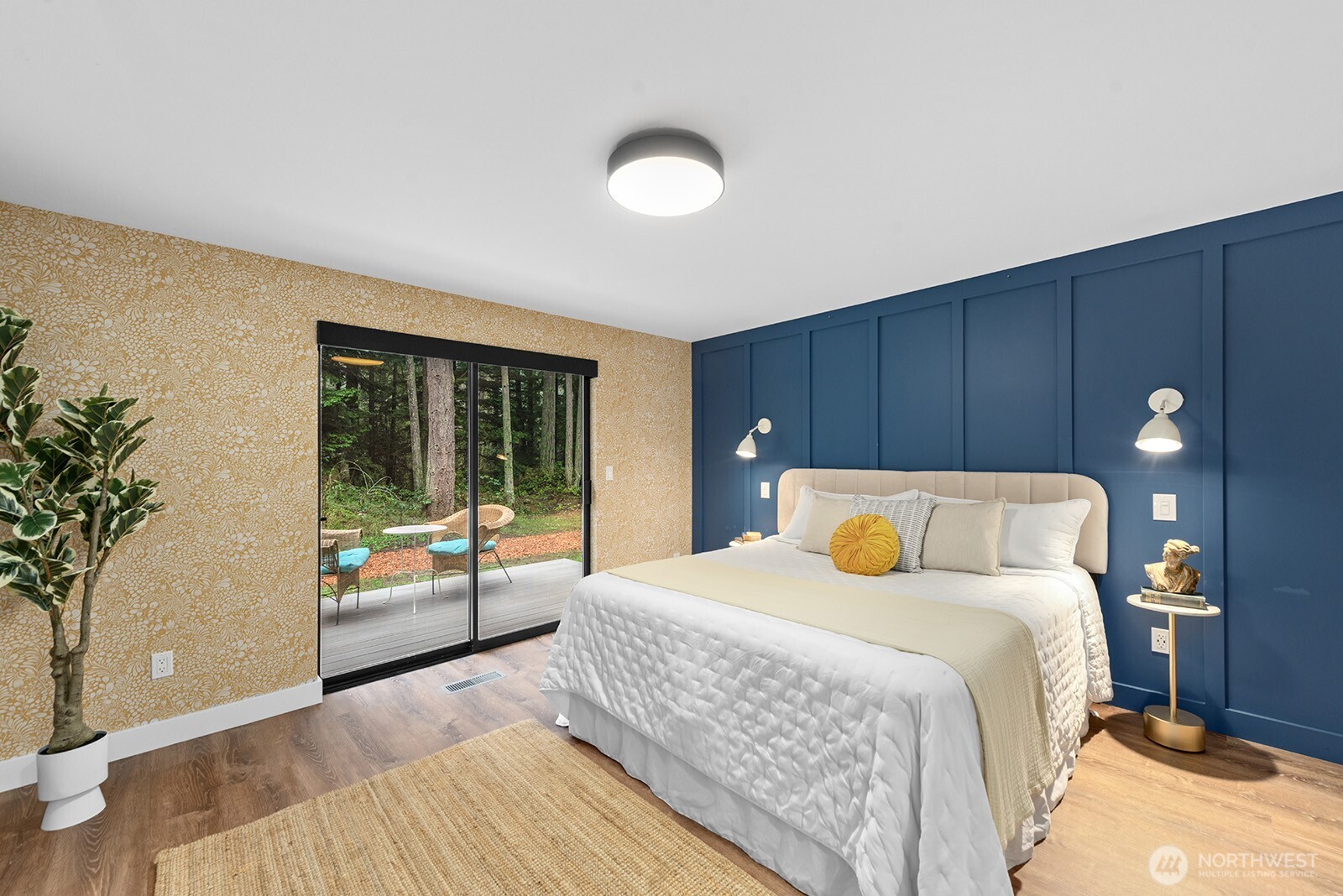 11204 Southwest 220th Street Vashon, WA 98070 - Photo 12 of 37