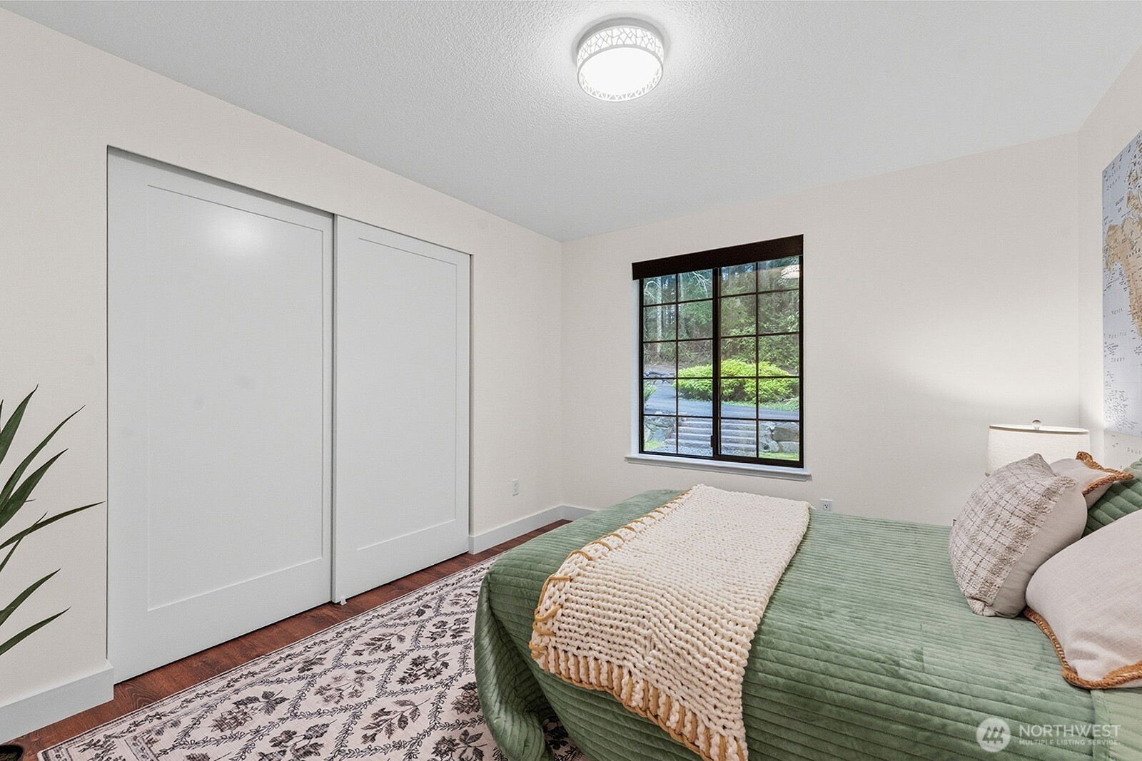 11204 Southwest 220th Street Vashon, WA 98070 - Photo 16 of 37