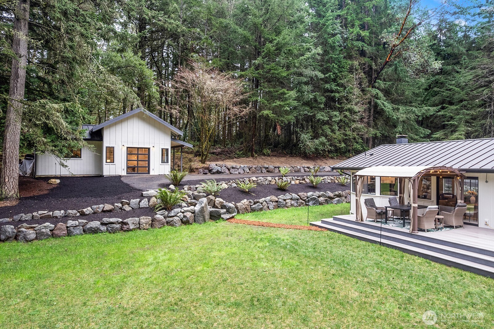 11204 Southwest 220th Street Vashon, WA 98070 - Photo 25 of 37