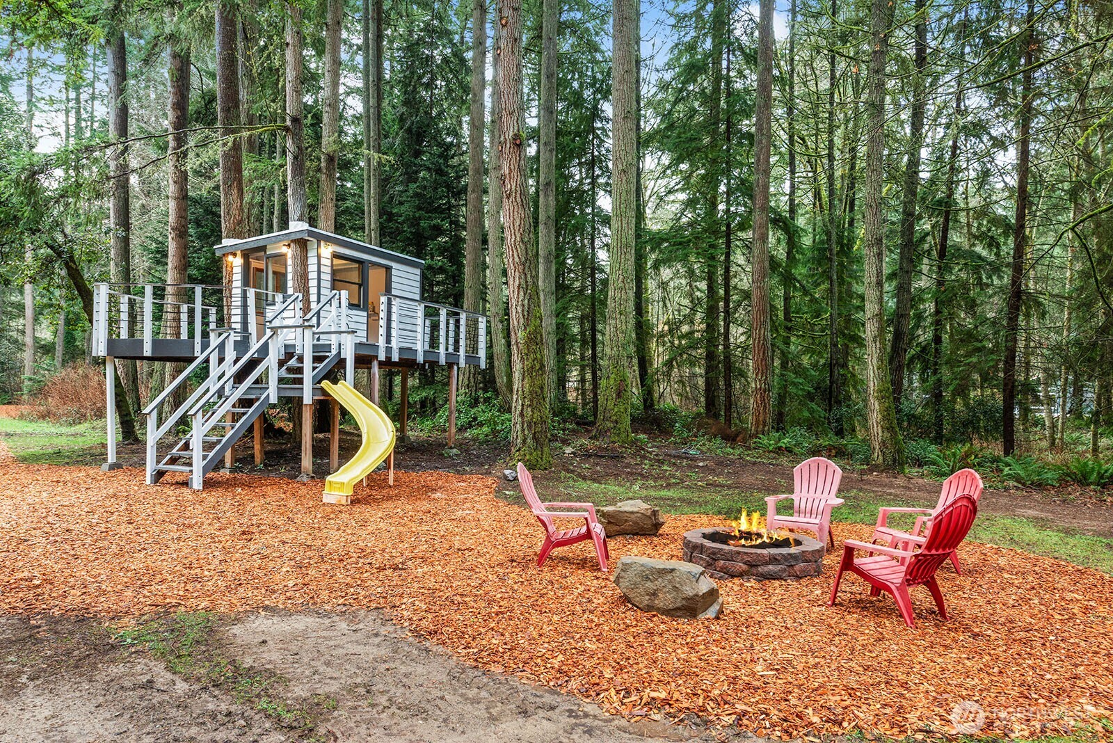 11204 Southwest 220th Street Vashon, WA 98070 - Photo 30 of 37