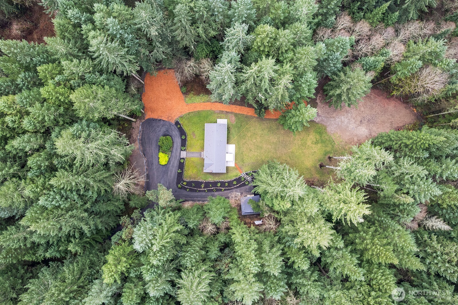 11204 Southwest 220th Street Vashon, WA 98070 - Photo 33 of 37