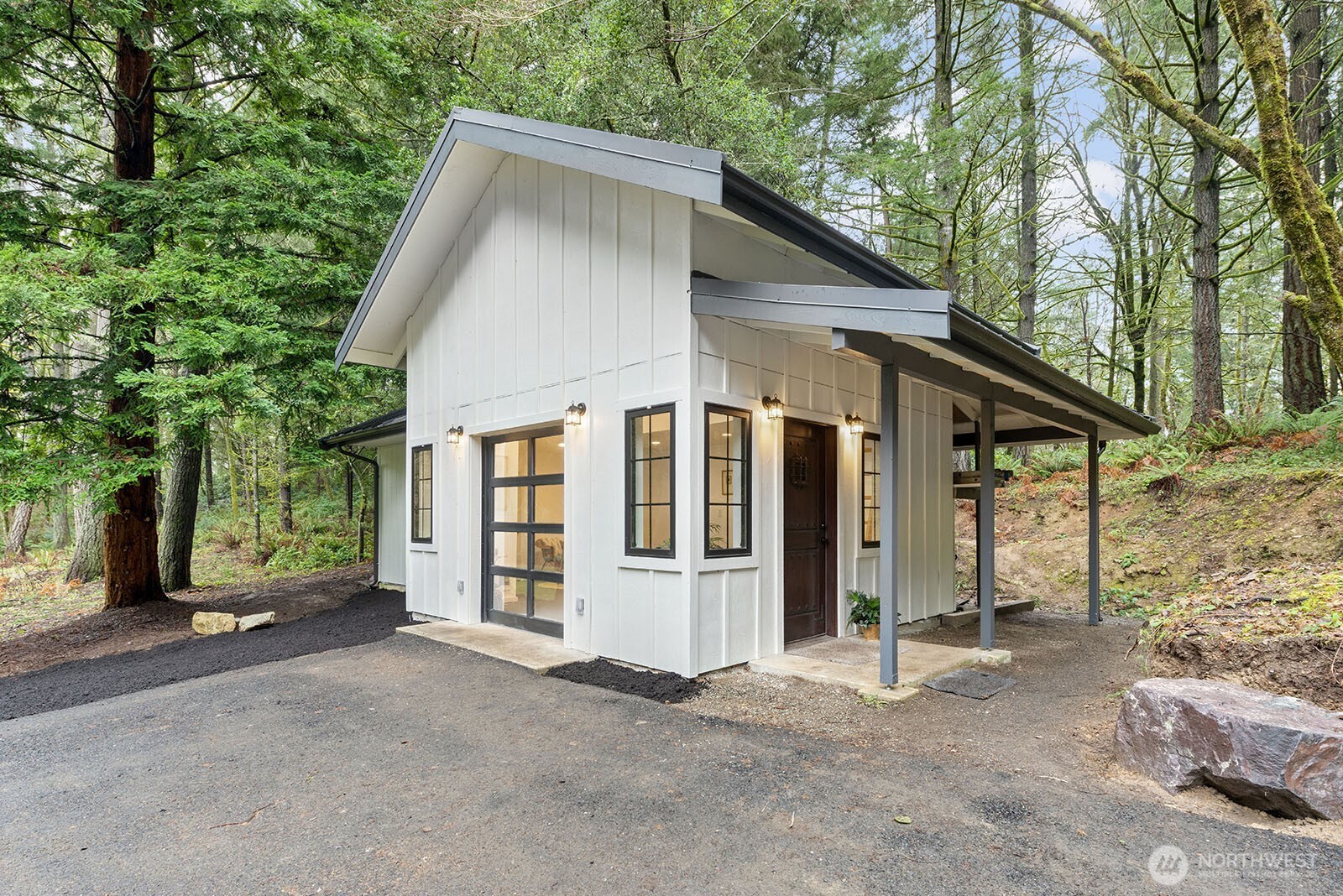 11204 Southwest 220th Street Vashon, WA 98070 - Photo 4 of 37